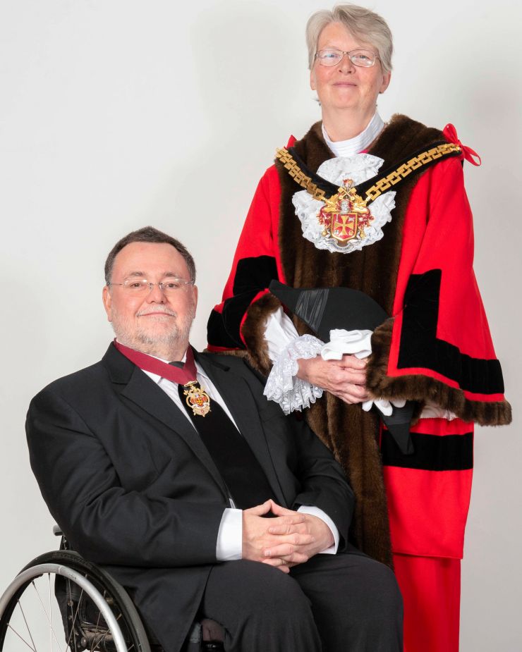 Mayor_Consort_Darke2019